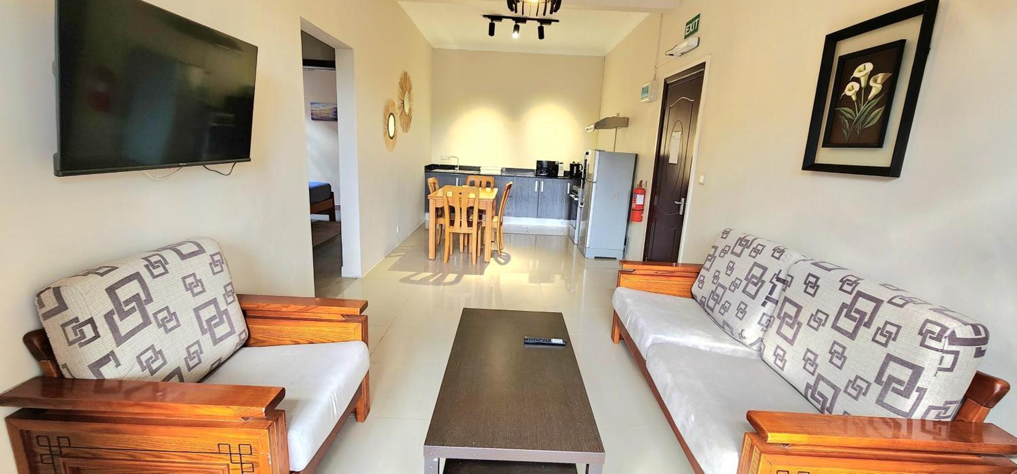 Number 7, 2Nd Floor, Pebble Bay Apartments With Garden View Grand Baie Exterior photo